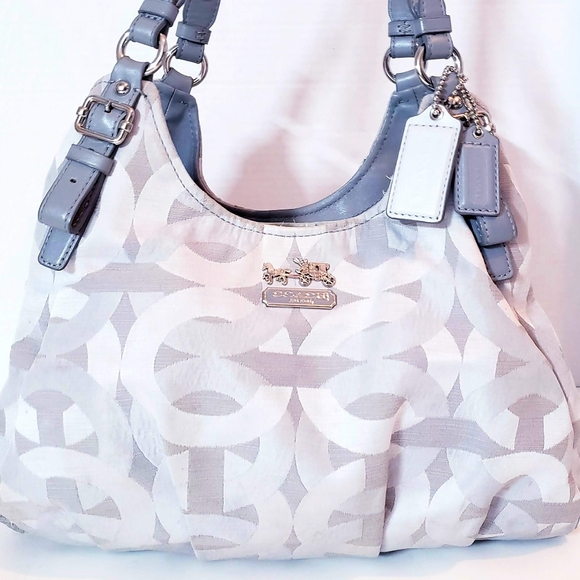 Coach Handbags - Coach 17072 Op Art Shantung Silver Gray Bag